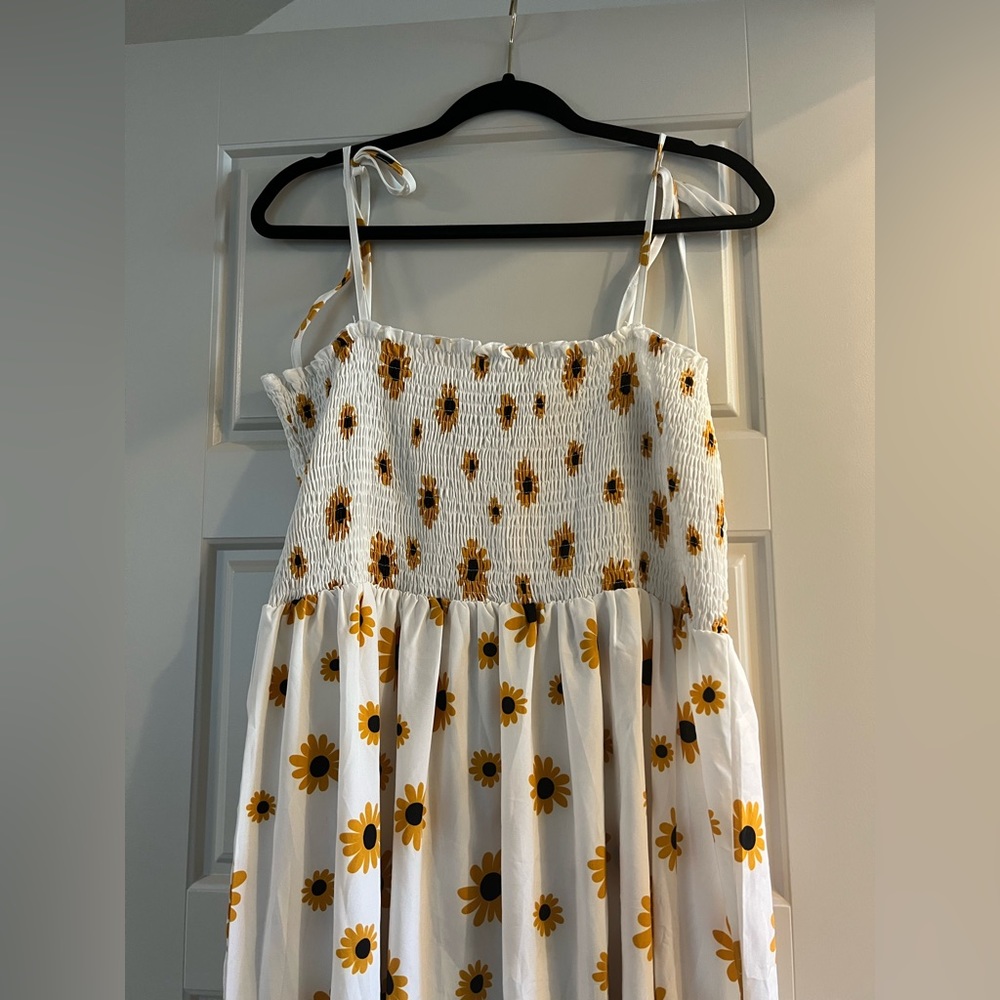 Daisy tie strap midi length sundress. Like new - only worn once!